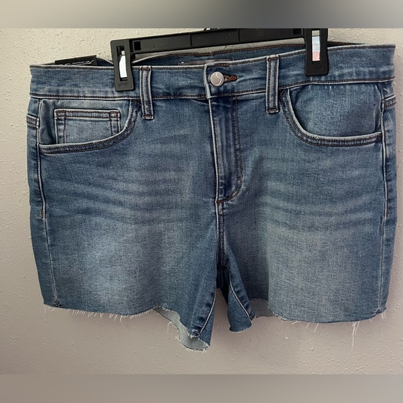 New JOE'S JEANS Medium Wash Cutoff Denim Shorts In Fitria Women’s Size 30 New - Picture 2 of 8